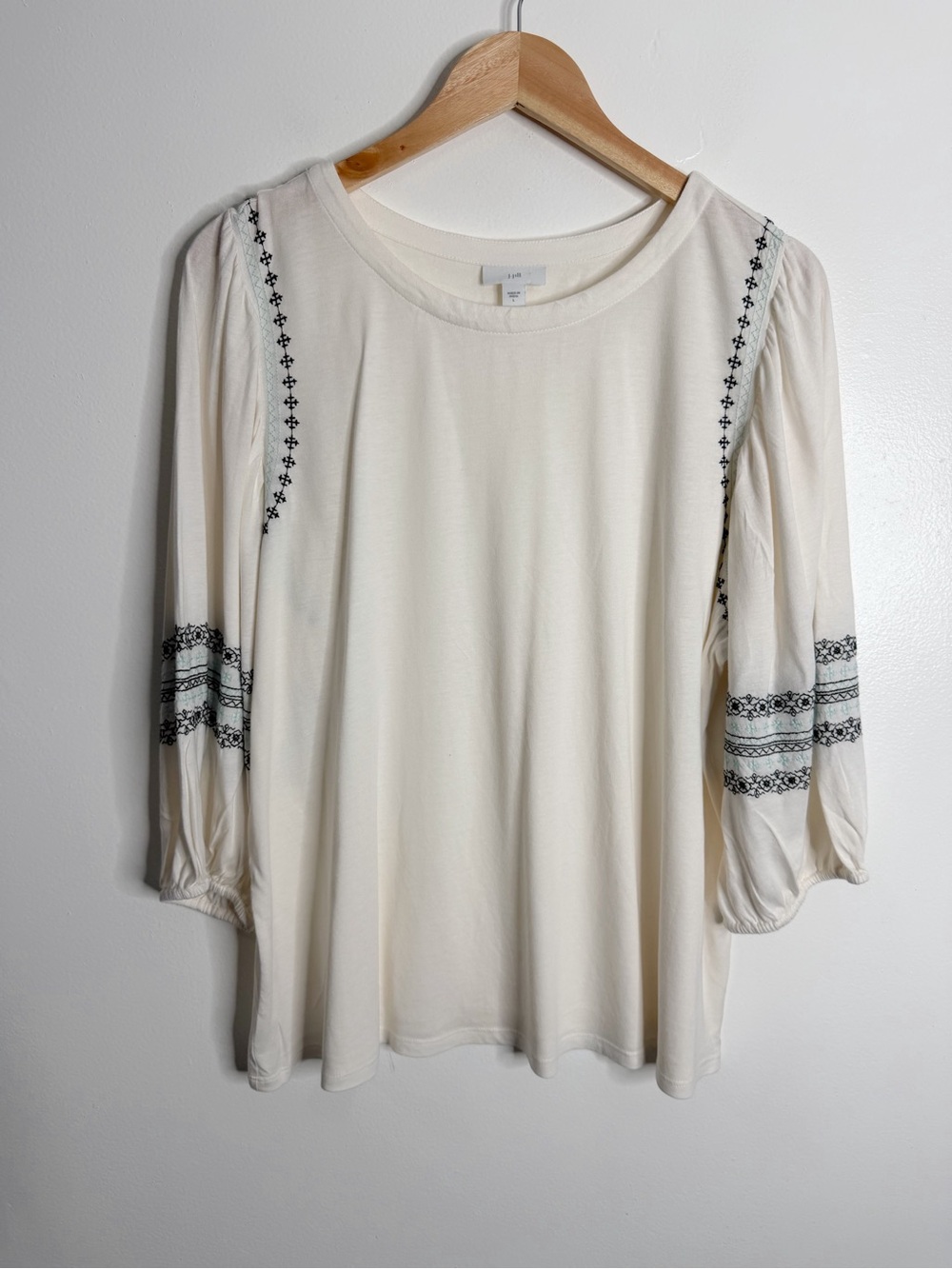 J. Jill Embroidered Boho Peasant Blouse 3/4 Sleeve Large Folk Coastal Flowy - Picture 2 of 8